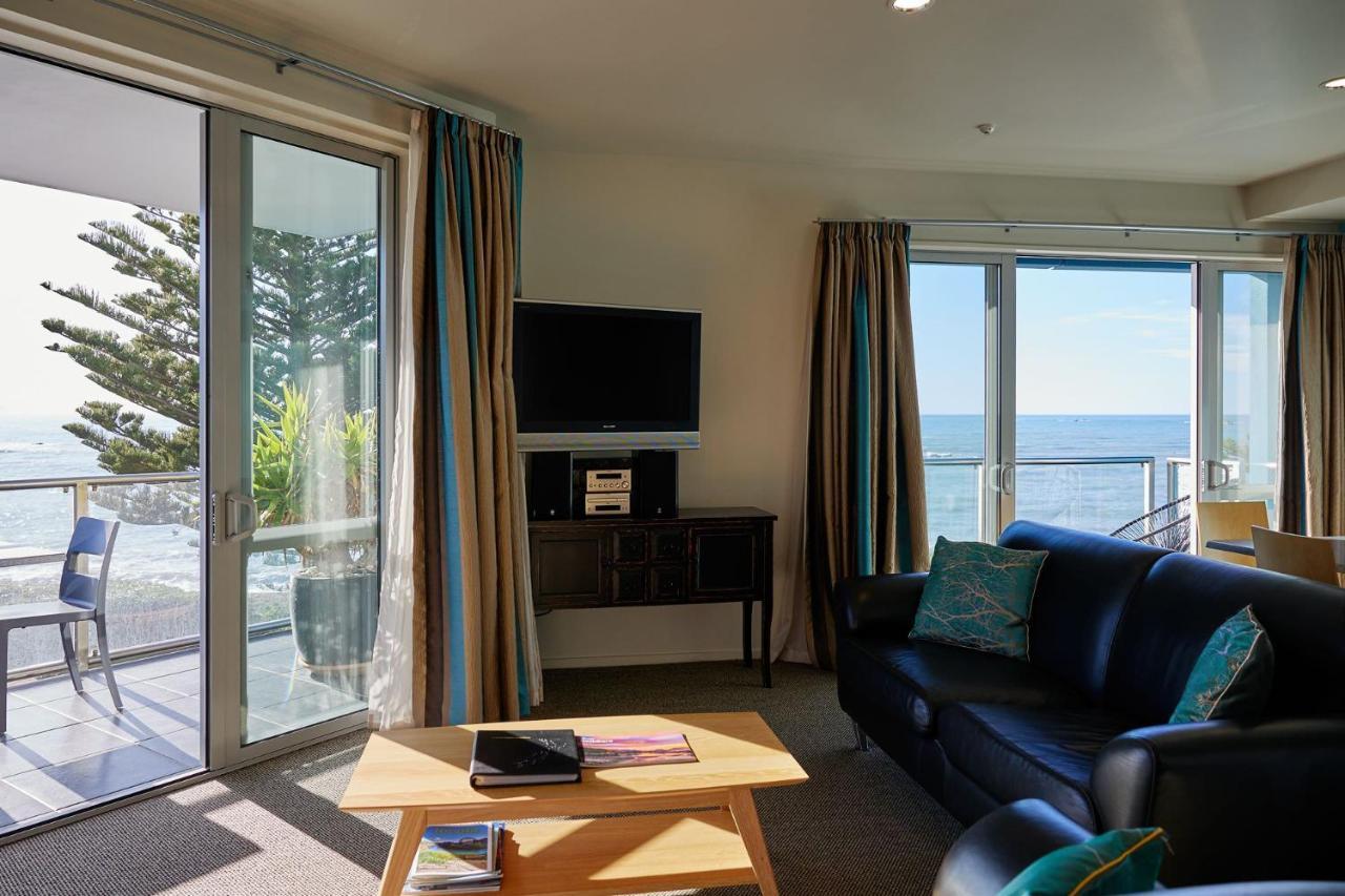 Waves On The Esplanade Appartement Kaikoura Buitenkant foto